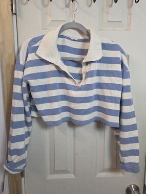 Blu Pepper White & Light Blue Striped Cropped Polo Sweater Top